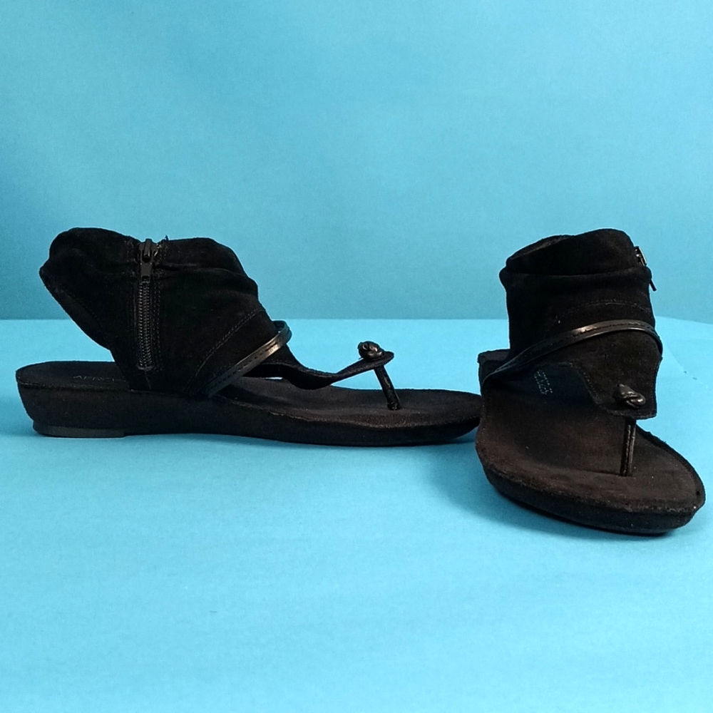 Aerosoles Black Suede Shoes